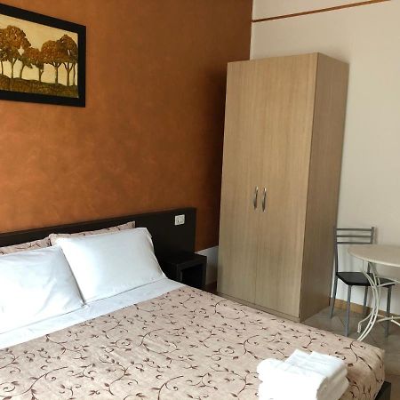 La Siesta Bed&Residence Cardano Al Campo Ngoại thất bức ảnh